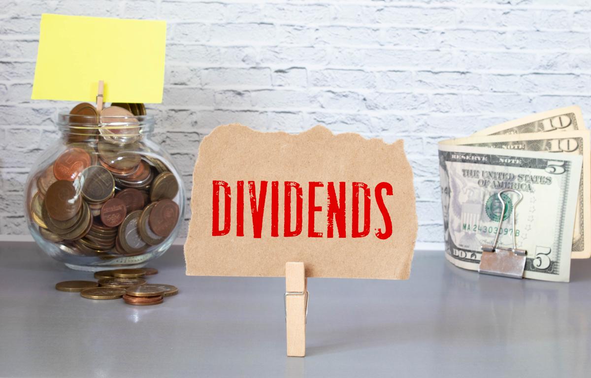 7 Dividend Stocks to Keep for the Next 20 Years