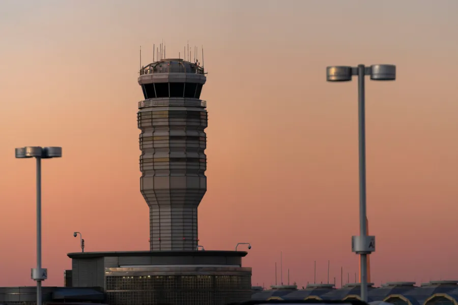 Air traffic controller informs lawmakers he's driving for deliveries to cover his daughter's college fees during the shutdown