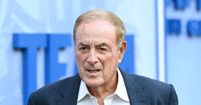 Al Michaels Experiences Odd Incident During 49ers-Rams Game
