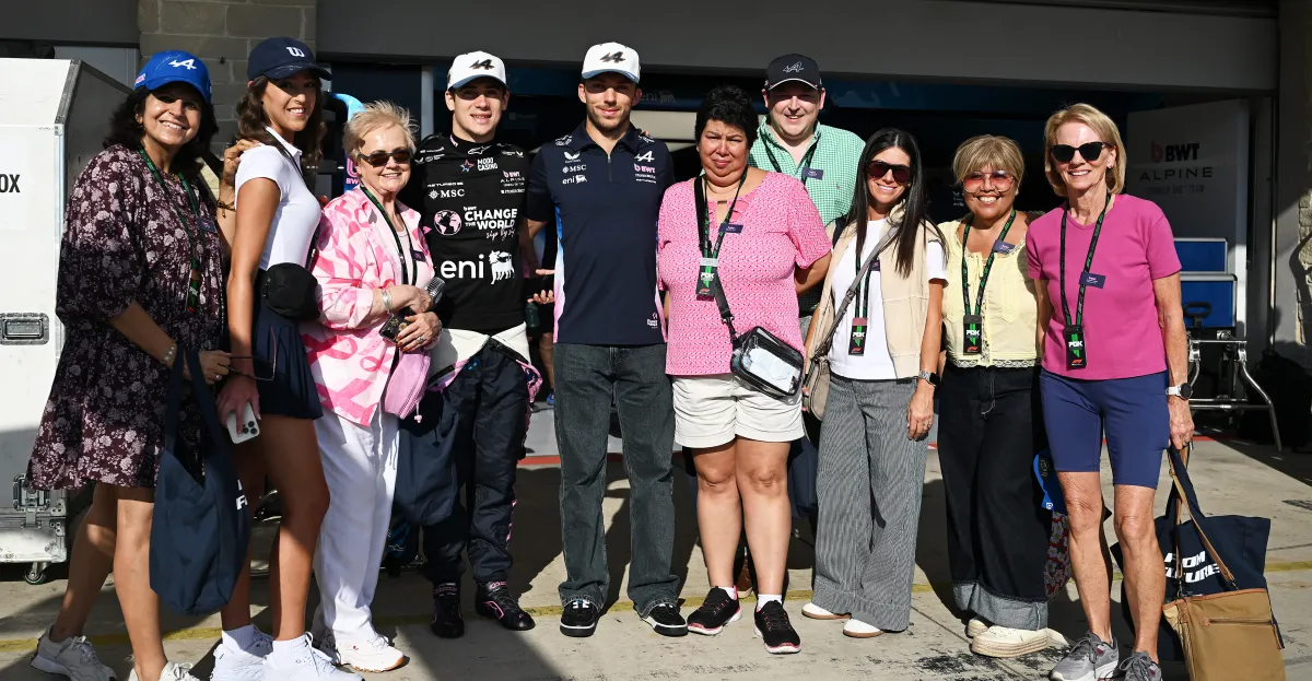 Alpine F1 welcomes Road To Recovery volunteers at the U.S. Grand Prix
