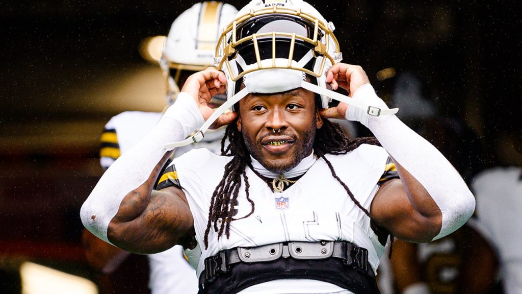 Alvin Kamara hints at retirement if the Saints deal him after a 1-5 beginning.