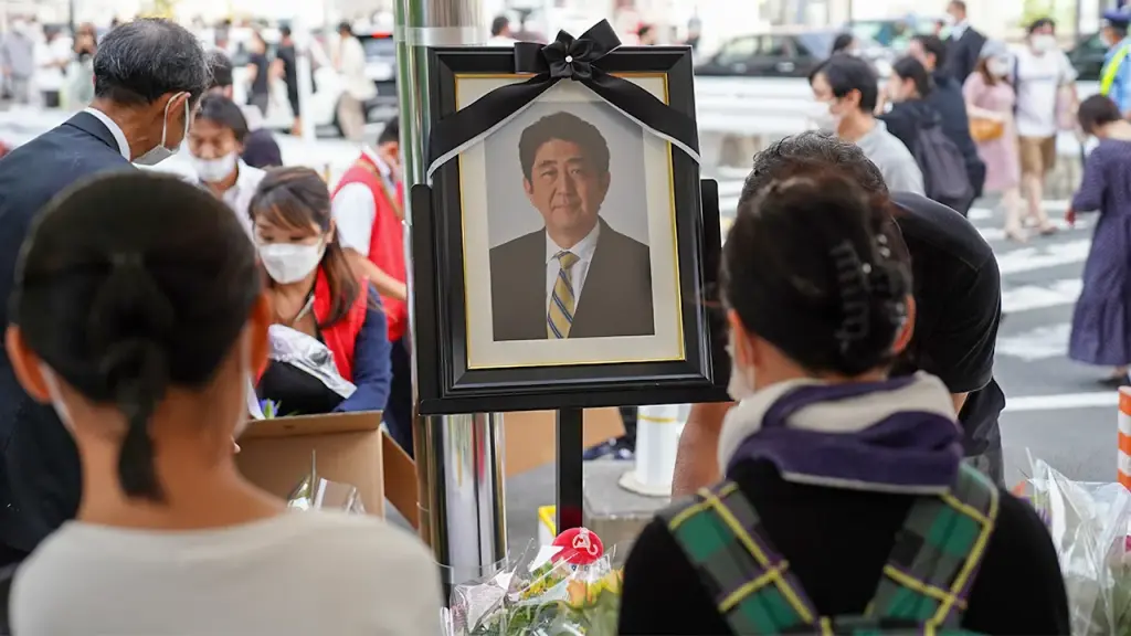 Assassin of Abe admits guilt while Trump holds talks with Japan's new leader