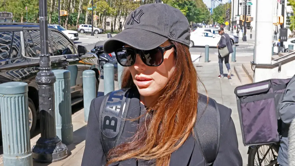 Assistant to Howard Rubin accused of suspected sex trafficking and lavish living