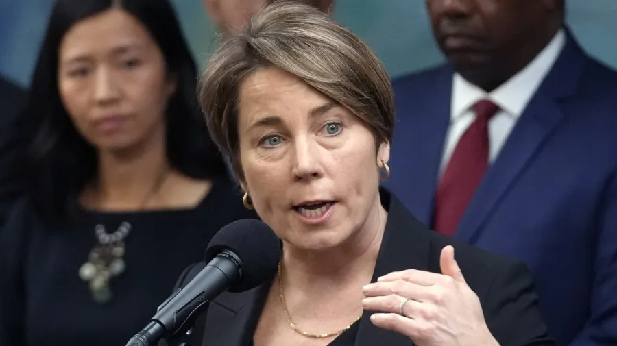 Assistant to Massachusetts governor arrested in cocaine raid