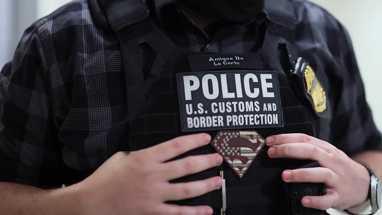 Authorities apprehend many undocumented immigrants with commercial licenses operating on US highways