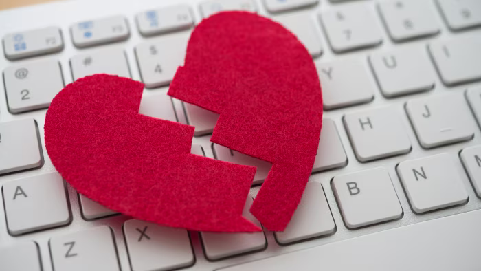Banks not doing enough to stop increase in romance scams, says UK regulator