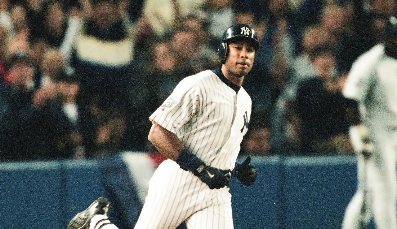 Bernie Williams offers guidance to the Yankees after starting the ALDS down 2-0.