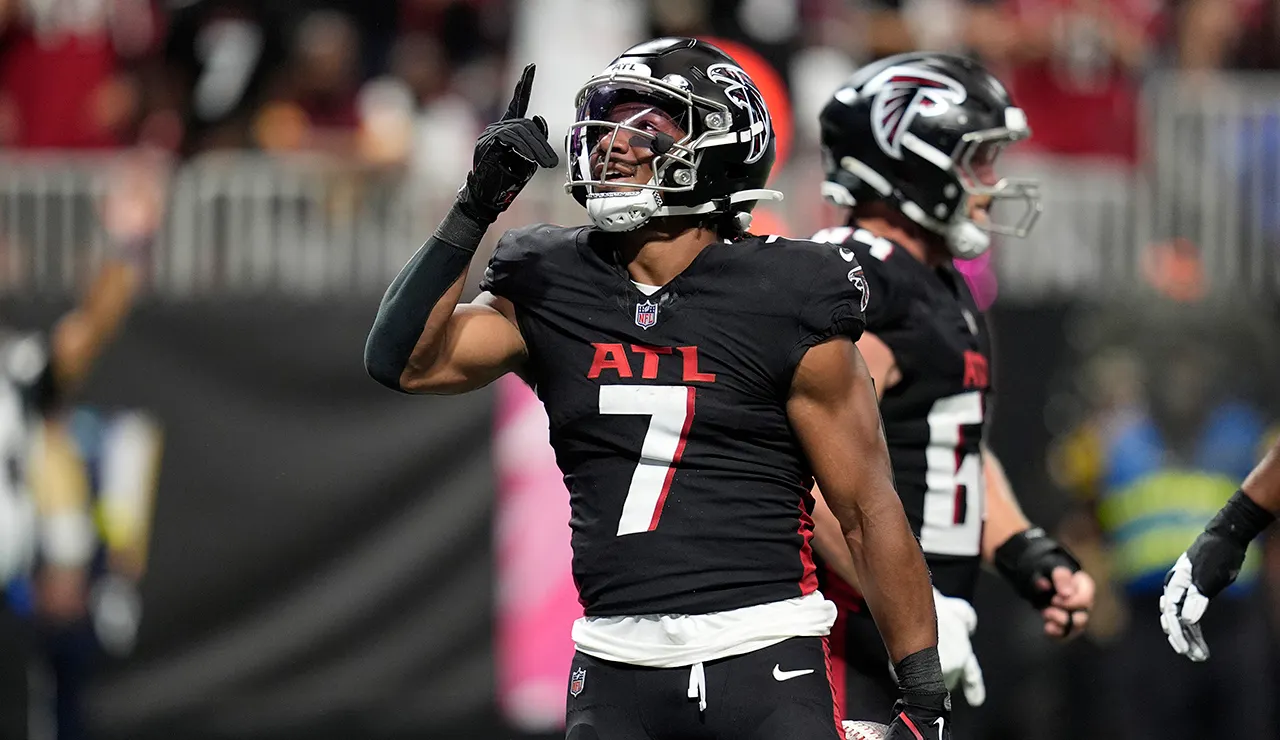 Bijan Robinson of the Falcons is making a difference outside of football.