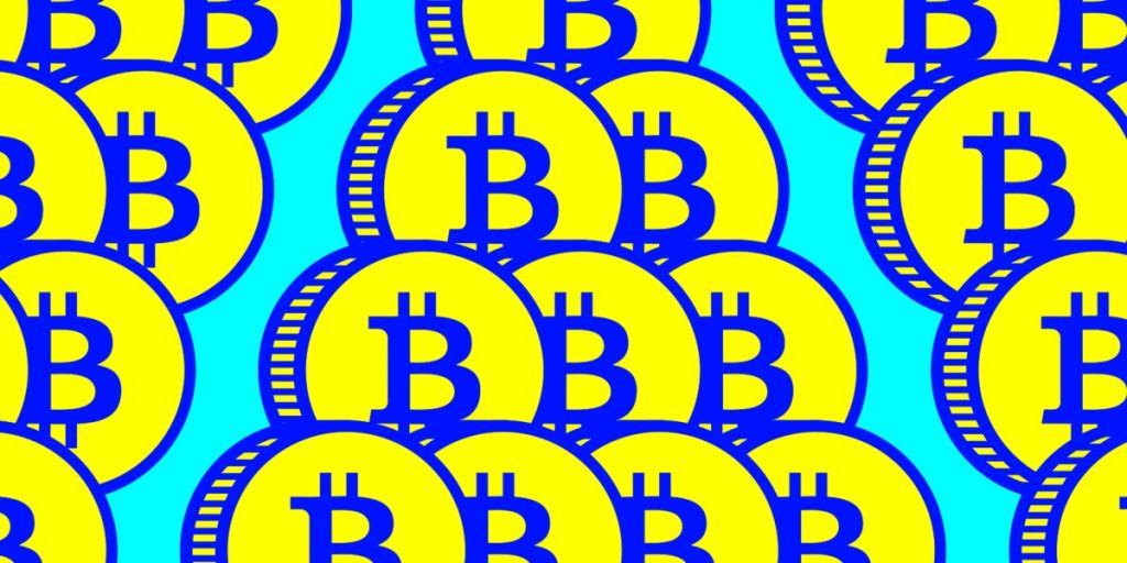 Bitcoin and Ethereum fall after Fed chair suggests that a 25-point rate cut could be the final one in 2025.