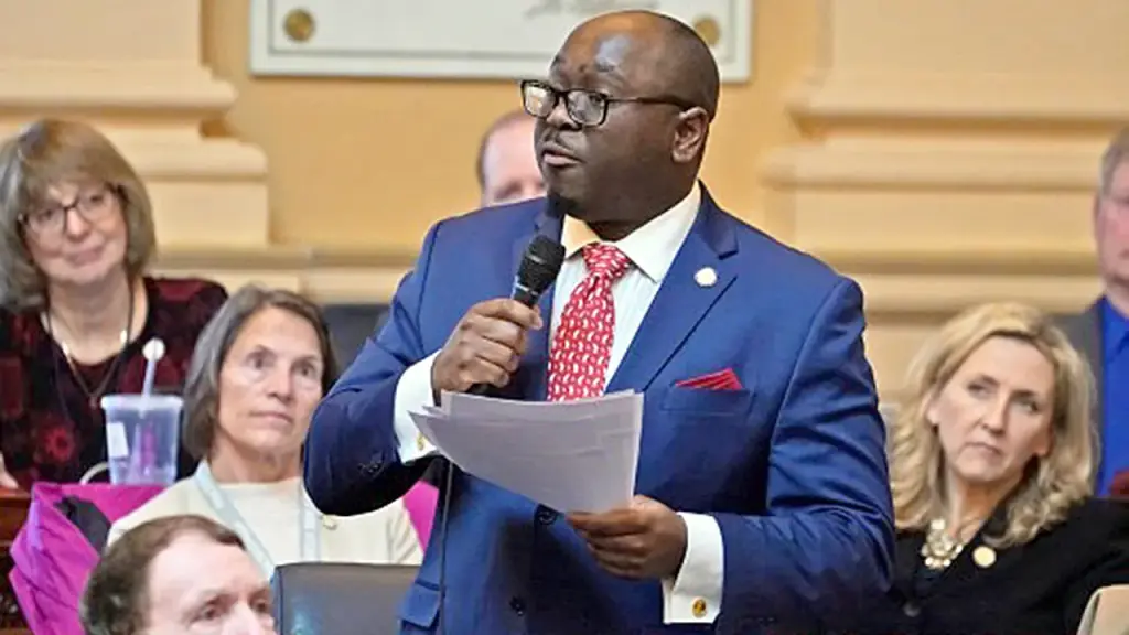 Black Republican lawmaker points to increasing political violence from the left following a threat.