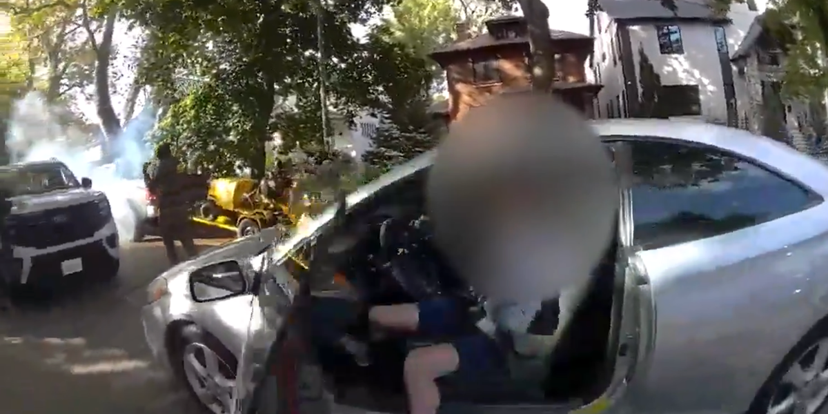 Bodycam video captures a tense situation as Border Patrol faces off against anti-DHS protesters