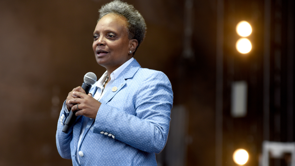 Bondi warns former Chicago Mayor Lori Lightfoot regarding her comments about ICE