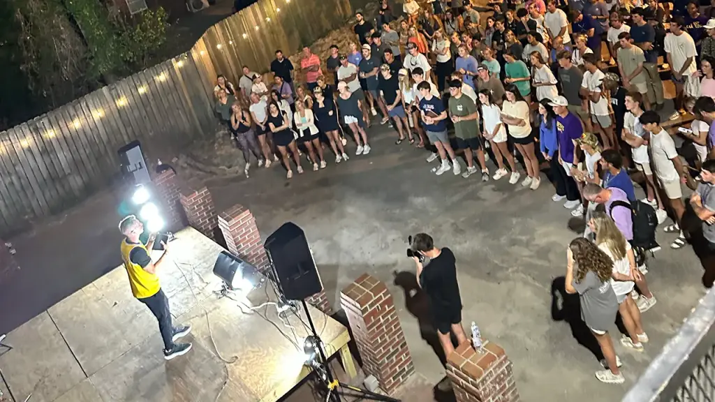 Campus prayer initiative grows within Greek life among students nationwide