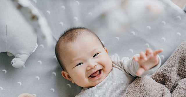 China Starts Offering Money to Encourage Women to Have Babies