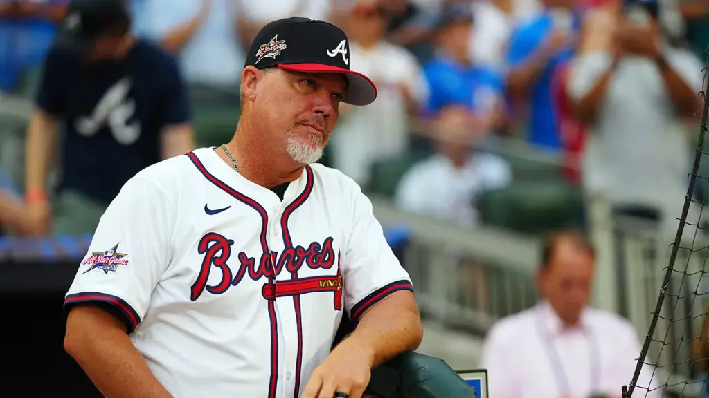 Chipper Jones supports Braves icon Bobby Cox during the Brian Snitker discussion