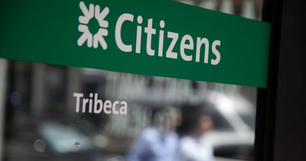 Citizens reduce enthusiasm for joining the M&A surge.