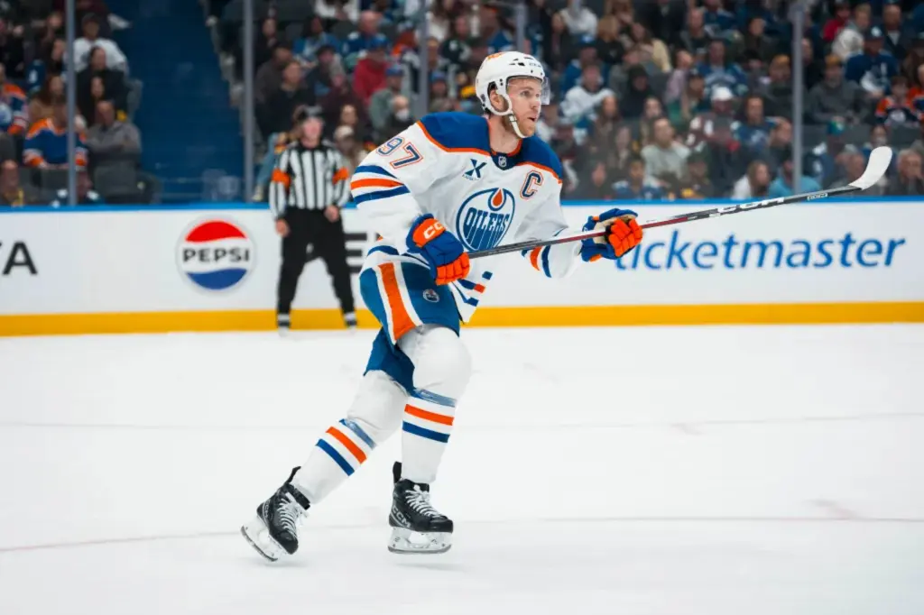Connor McDavid explains his reasons for accepting surprising contract with the Oilers