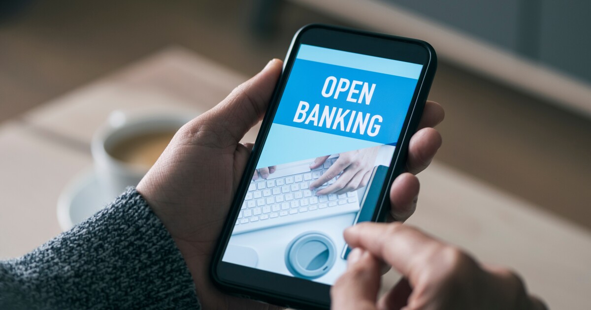 Consumers call on CFPB to safeguard data in open banking initiative