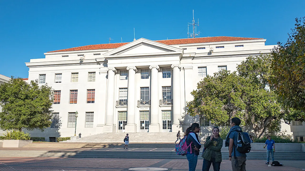 Course at UC Berkeley examines racial superiority in immigration law