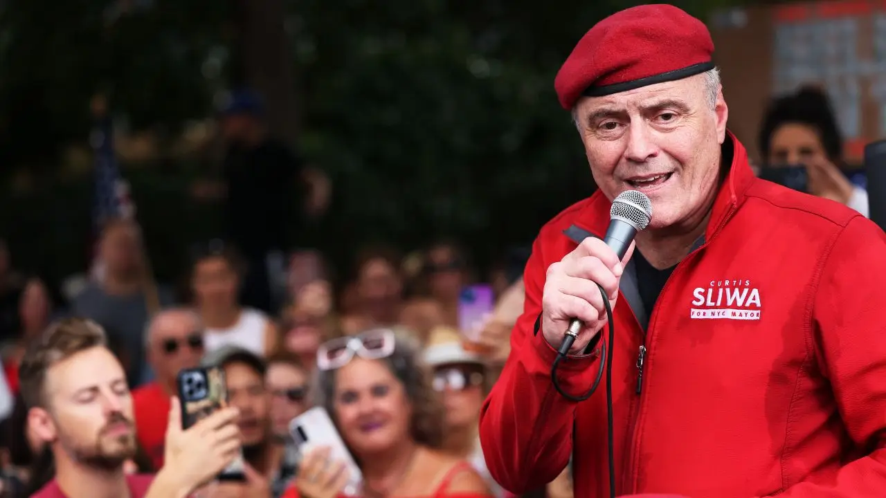 Curtis Sliwa doesn’t owe any money to Andrew Cuomo or the Democrats, according to David Marcus.