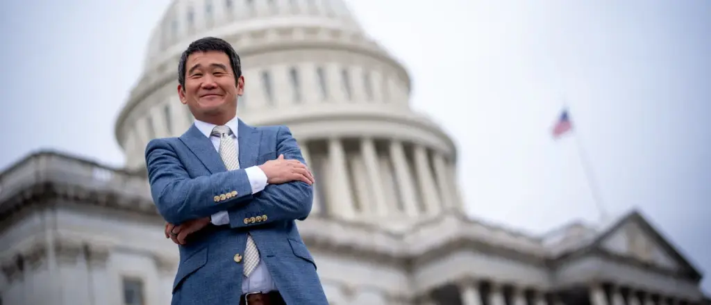 Democrat Urges GOP to Keep Government Open After Voting for Shutdown