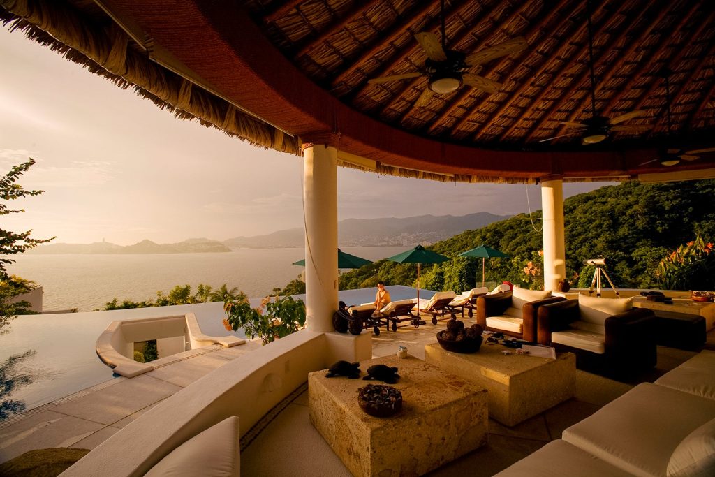 Discover clever and valuable travel opportunities with the Citi Strata Elite Card