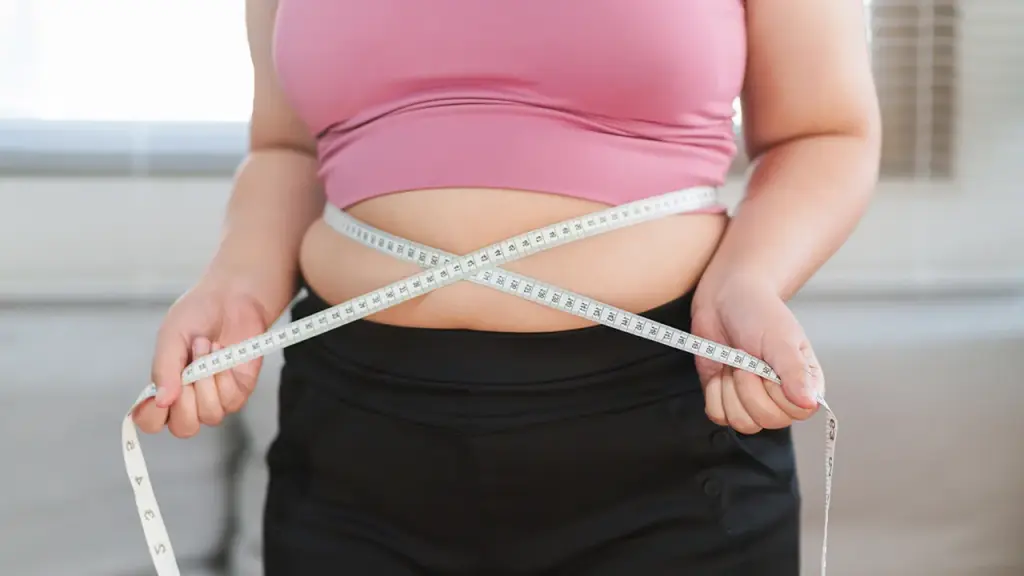 Doctors evaluate the benefits of weight loss surgery compared to GLP-1 medication choices.