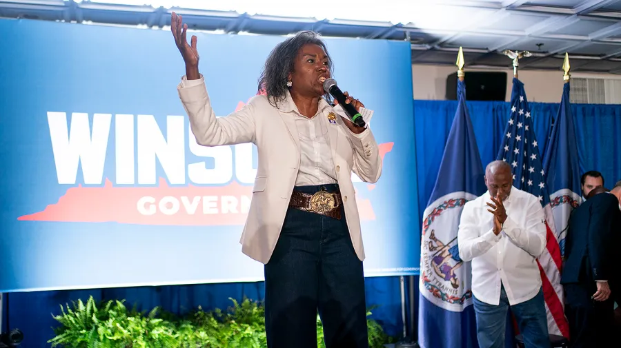 Earle-Sears connects Spanberger to texts from the Virginia AG candidate in a new advertisement