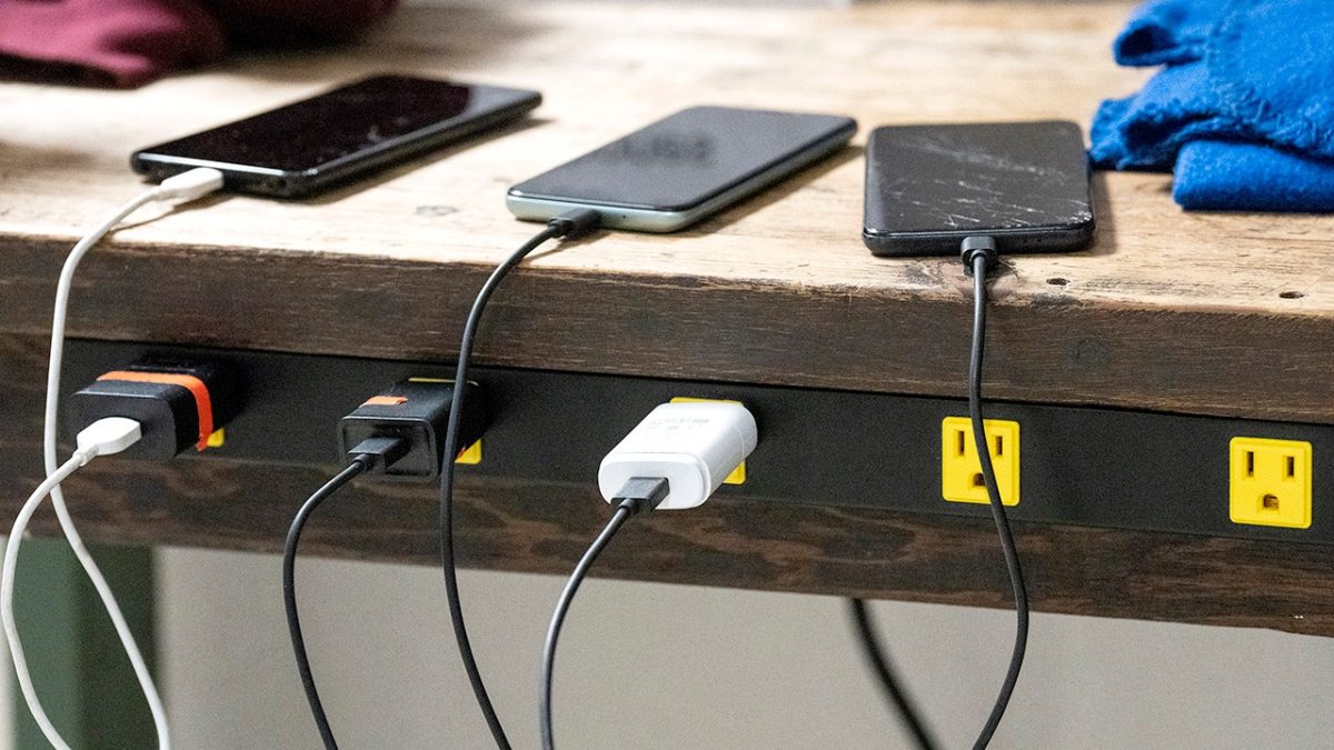 Easy adjustments to prevent your phone battery from draining fast each day