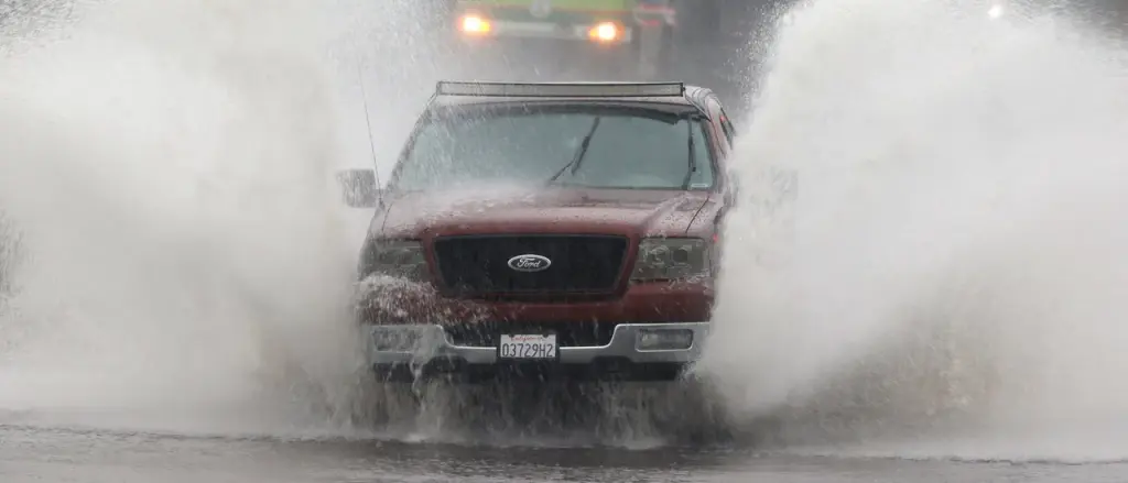 Effects of Typhoon Halong to Bring Uncommonly Powerful Storm to US West Coast