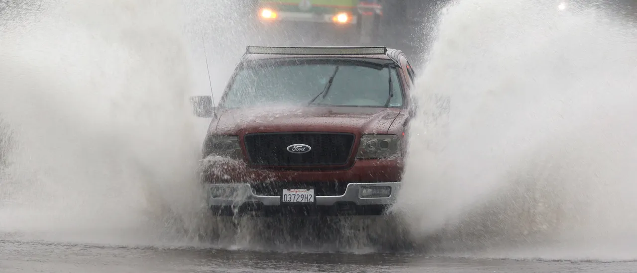 Effects of Typhoon Halong to Bring Uncommonly Powerful Storm to US West Coast