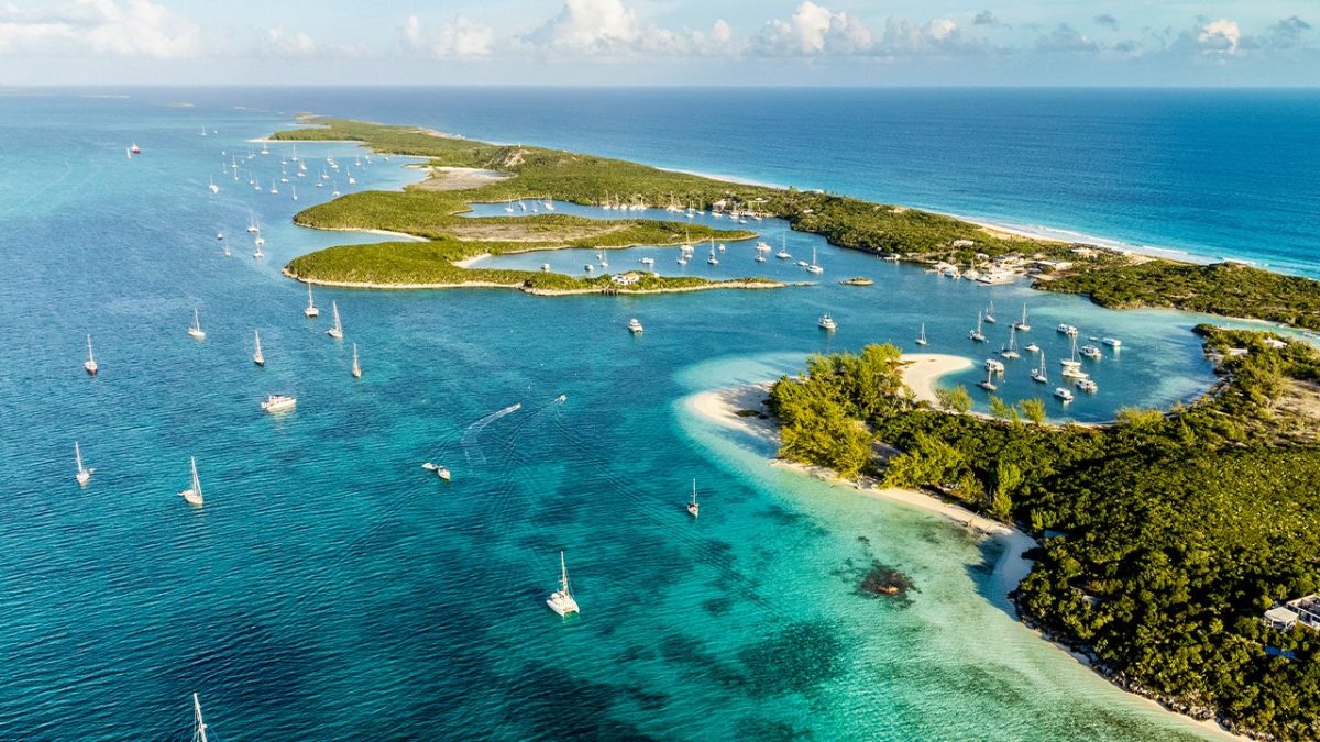 Eight Americans taken into custody in the Bahamas after powerful firearms discovered on their boat.