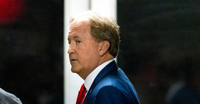 Eight People Taken Into Custody for Involvement with Illegal Abortion Clinic Operation