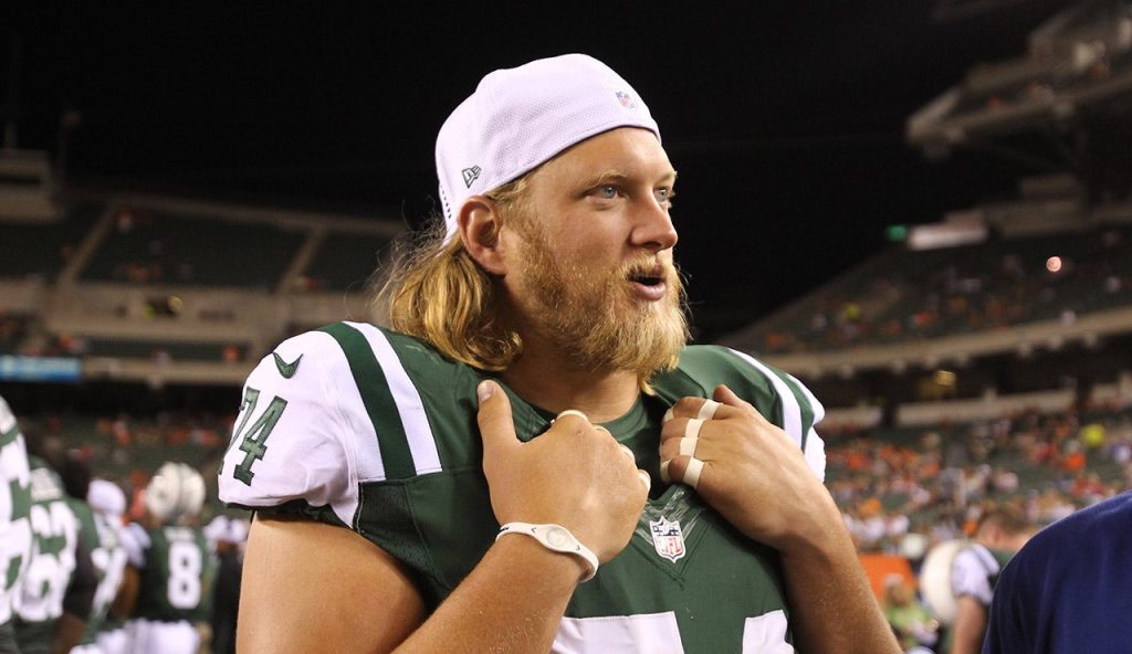 Former Jets star Nick Mangold reveals he requires a kidney transplant.