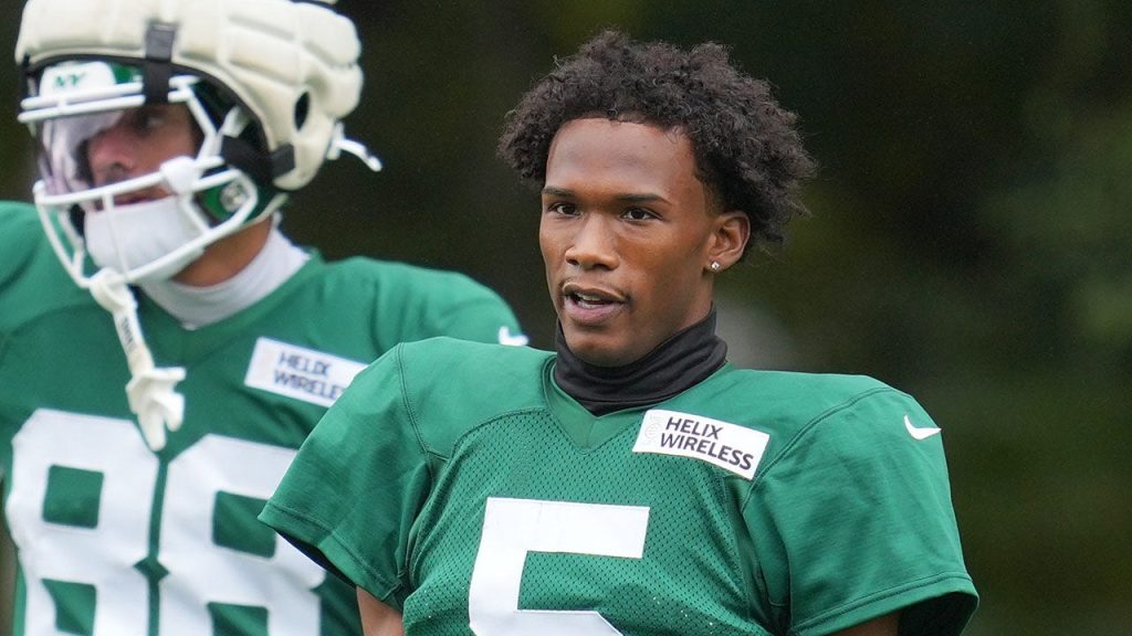 Garrett Wilson frustrated after disappointing first half