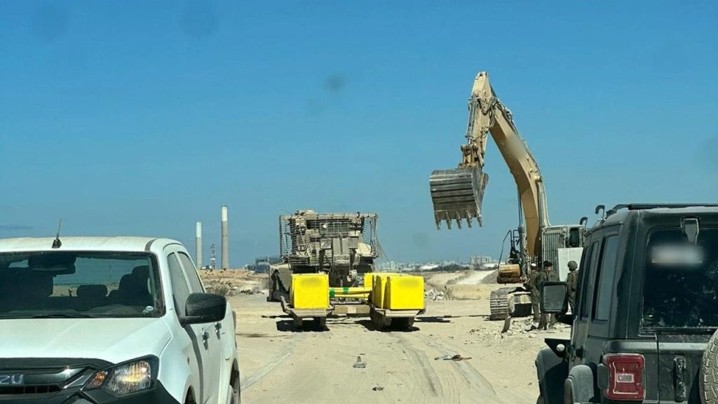 Gaza's 'Disneyland plan' seeks to restore the area and diminish Hamas, according to an expert.