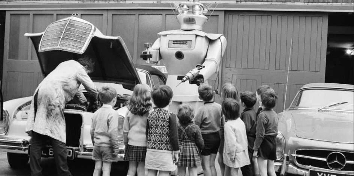 Gen Z has found a smarter way to deal with car dealers by using AI.