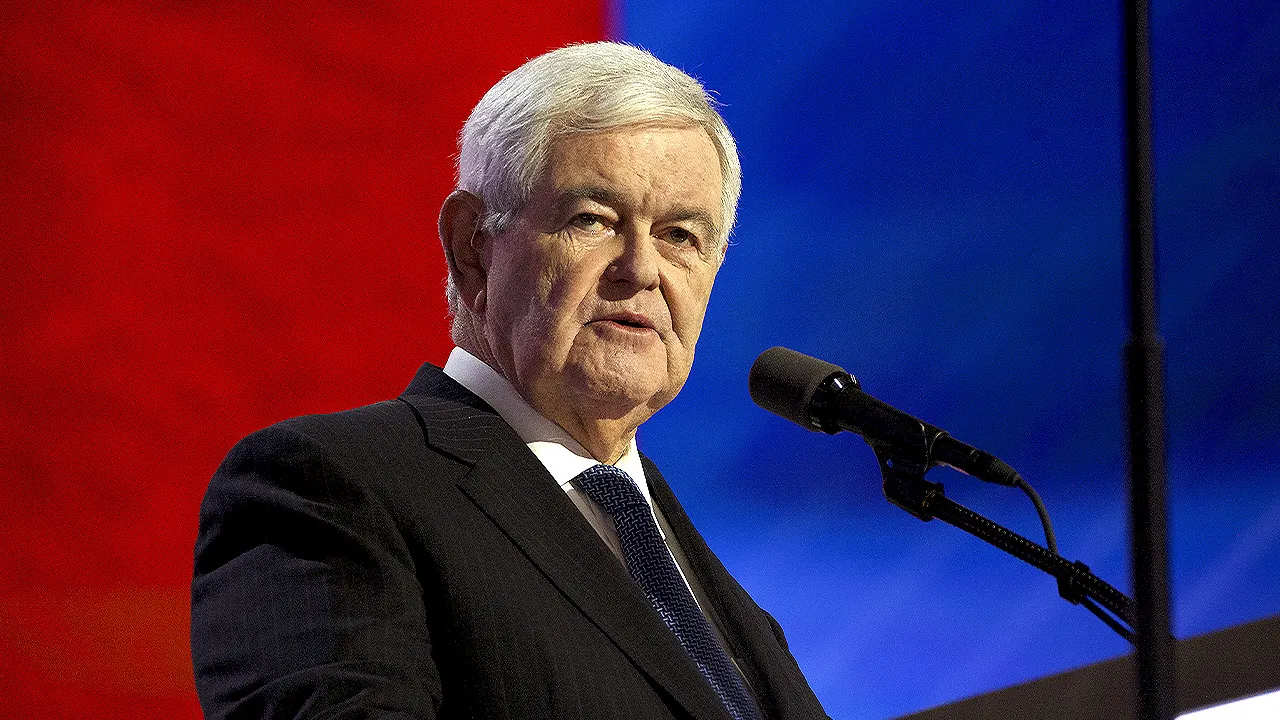 Gingrich highlights a national change as voters leave the 'extreme' Democratic Party.