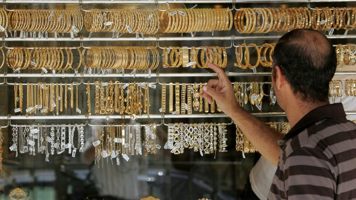 Gold at $5,000? Here are the top methods to invest in this secure asset.