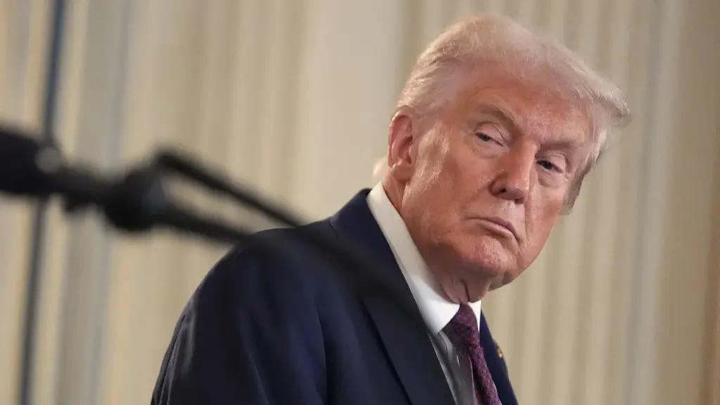 Government shutdown continues as both sides hold firm in their disagreement