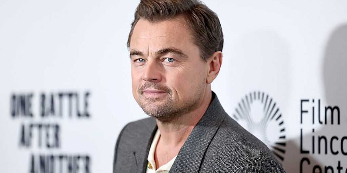 'Green Antoinettes' enjoy a lavish lifestyle while advocating for simplicity