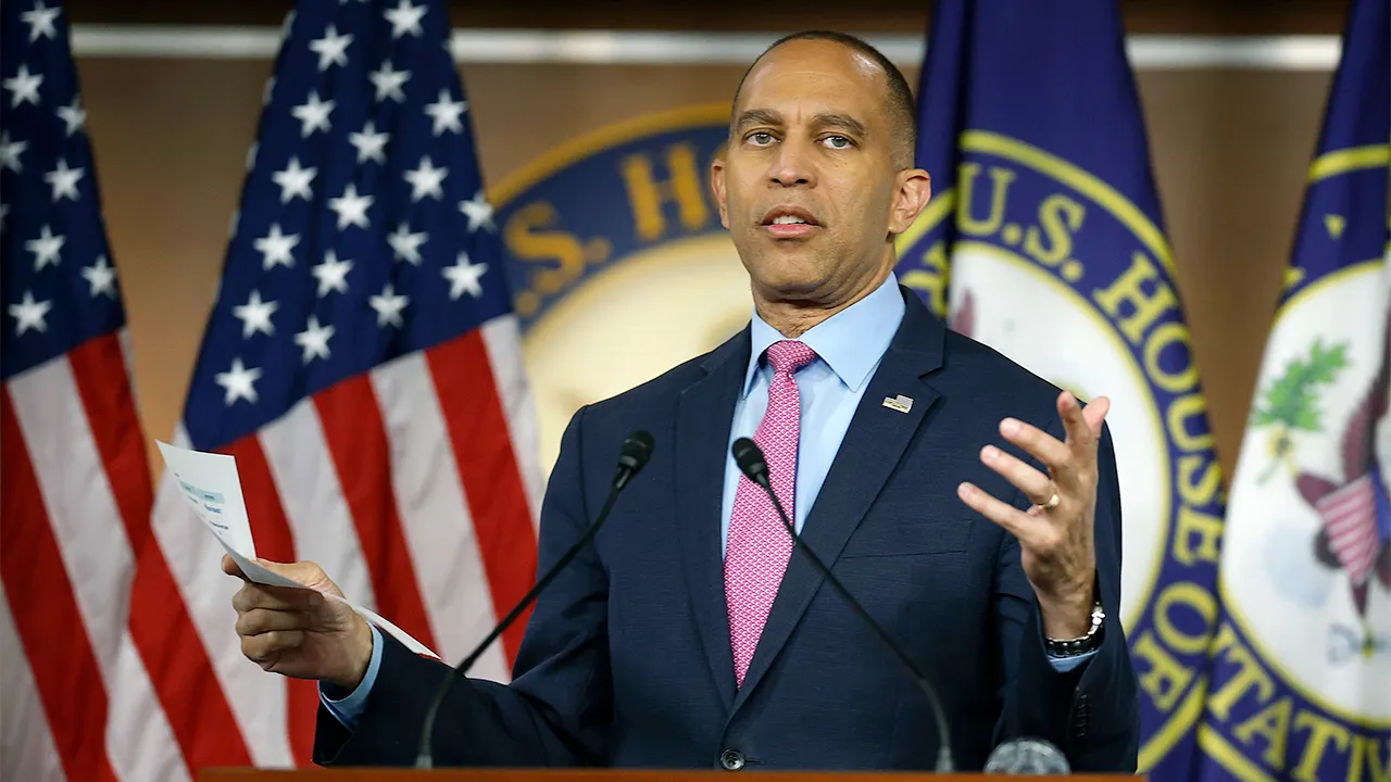 Hakeem Jeffries describes Trump's actions as 'unhinged' during the government shutdown