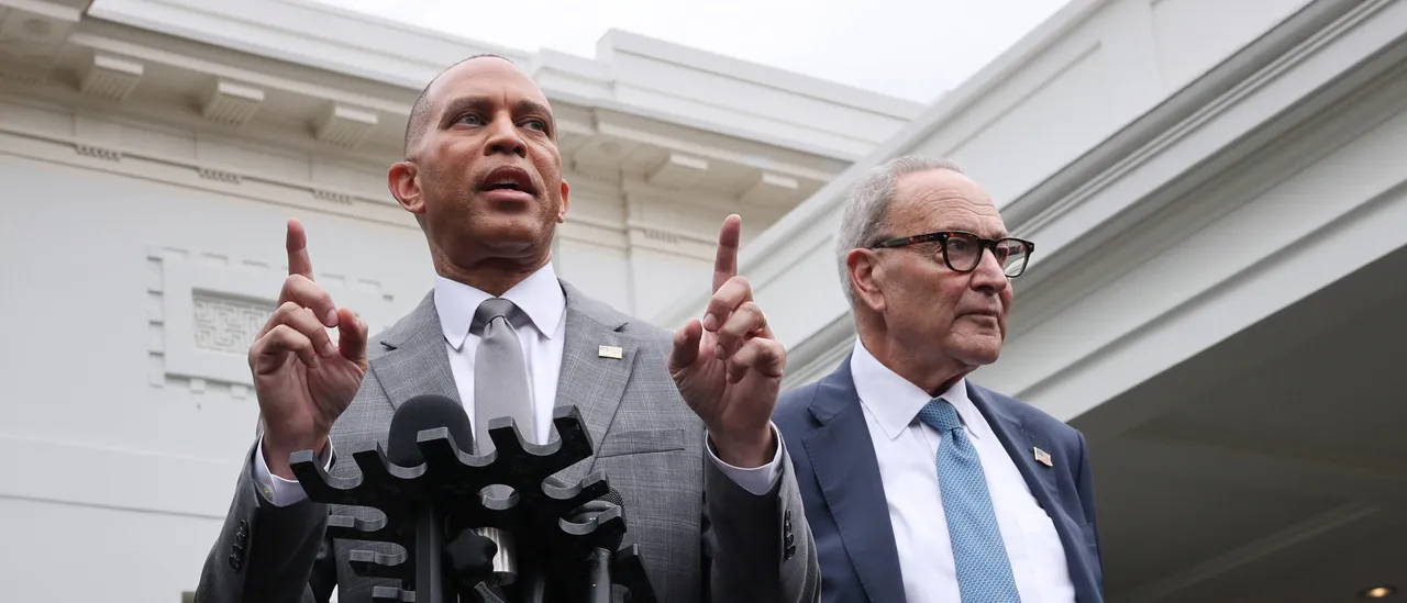 Hardly Anyone Is Tuning Into Hakeem Jeffries’ Livestream Aiming to Blame the GOP for the Shutdown