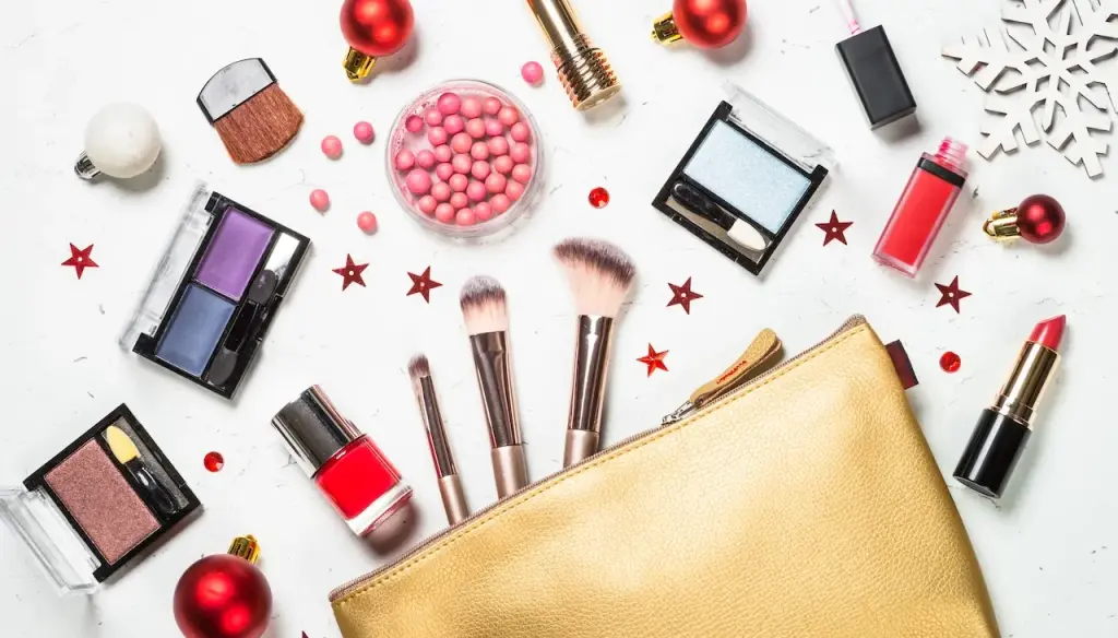 Holiday Beauty Event offers gift sets for everyone – discounts up to 53% off