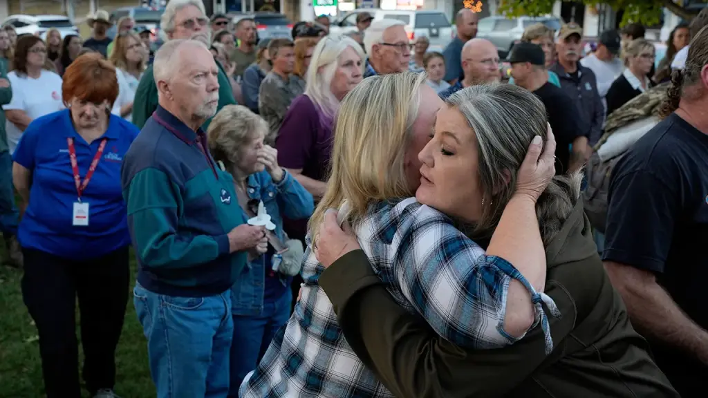 Honors are being shared for the victims of the Tennessee munitions plant explosion.