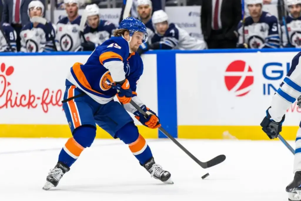 Islanders pleased with Max Shabanov's development