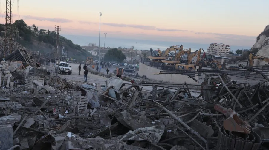 Israel, amid Gaza ceasefire, kills at least 1 in overnight strikes on Lebanon