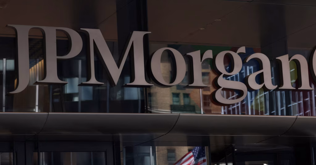 JPMorgan states that leveraged ETFs intensified the selloff on Wall Street last Friday.