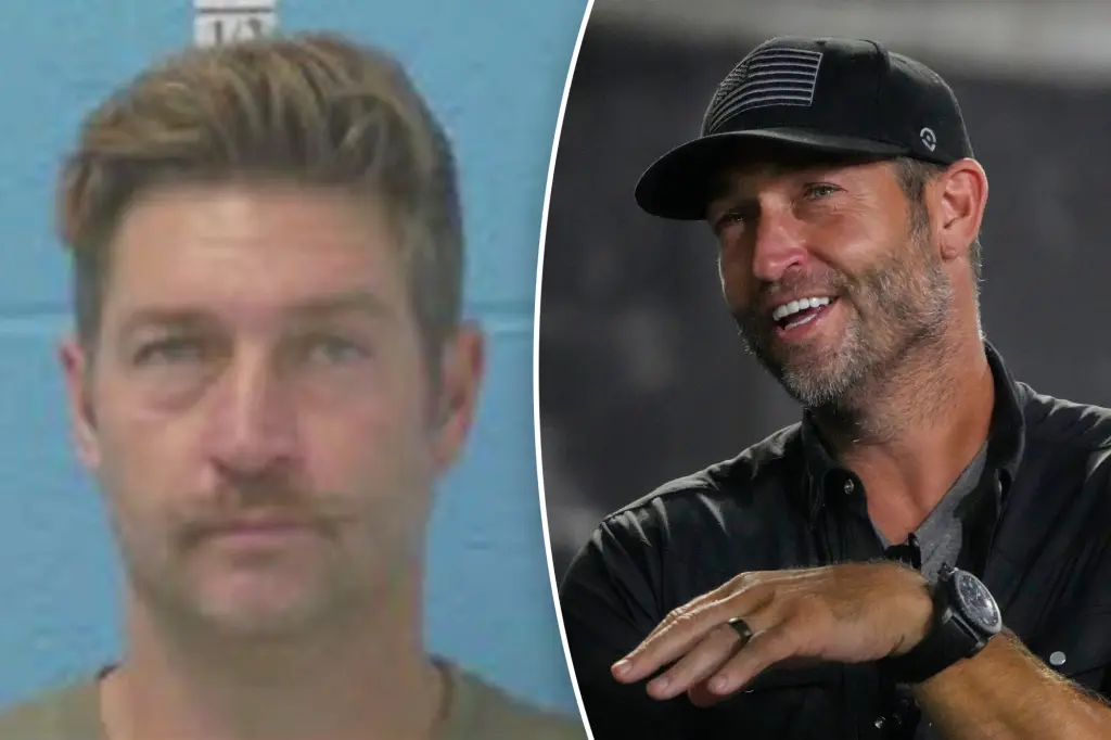 Jay Cutler's four-day jail term is cut short following his DUI arrest.