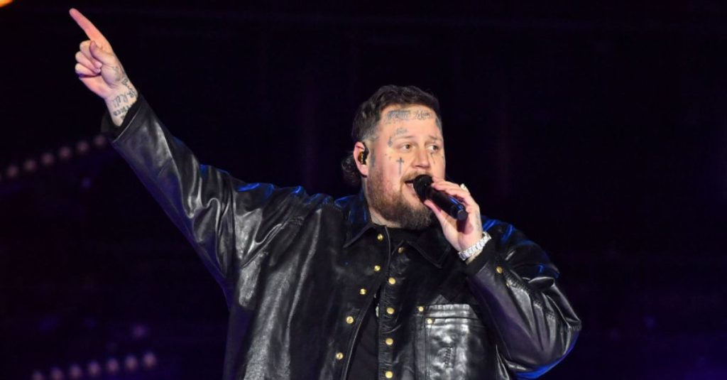 Jelly Roll Calls on Christians to Share Jesus' Love in Moving Dove Awards Speech